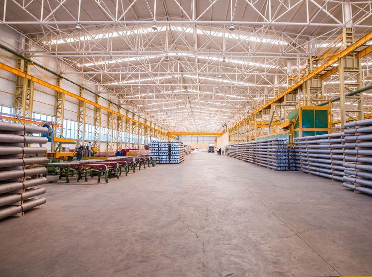 Levante de rodapié epoxi por falta de anclaje en Castilleja de la Cuesta